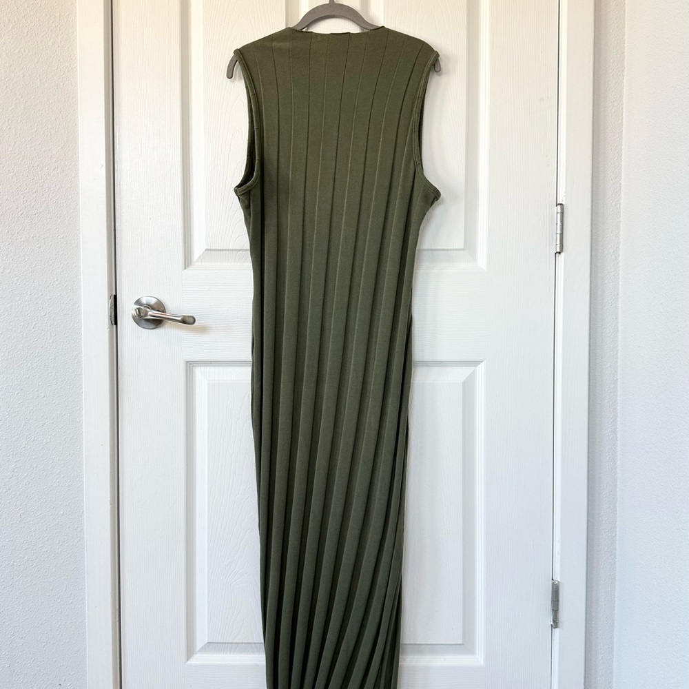 Stateside Olive Ribbed Midi Bodycon Dress - Picture 5 of 9